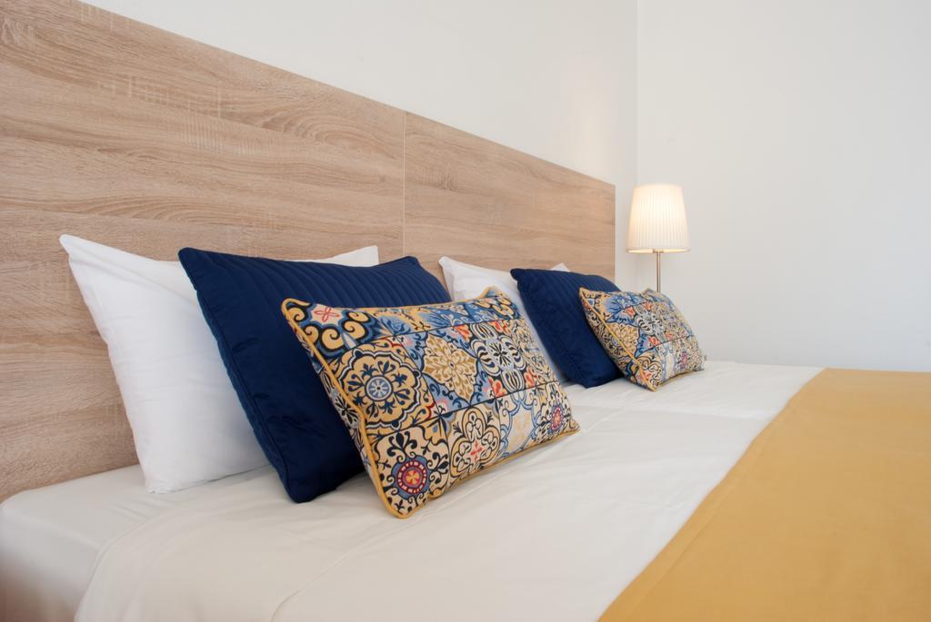 อปาร์ตาเมนโตส ตูริสติโกส ซอลลาโกส Apartment ลากอส ภายนอก รูปภาพ