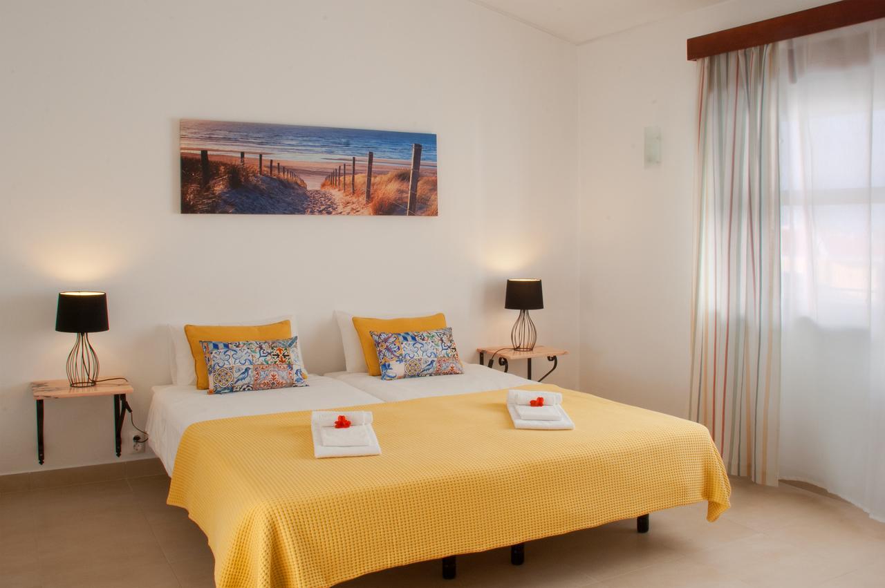 อปาร์ตาเมนโตส ตูริสติโกส ซอลลาโกส Apartment ลากอส ภายนอก รูปภาพ